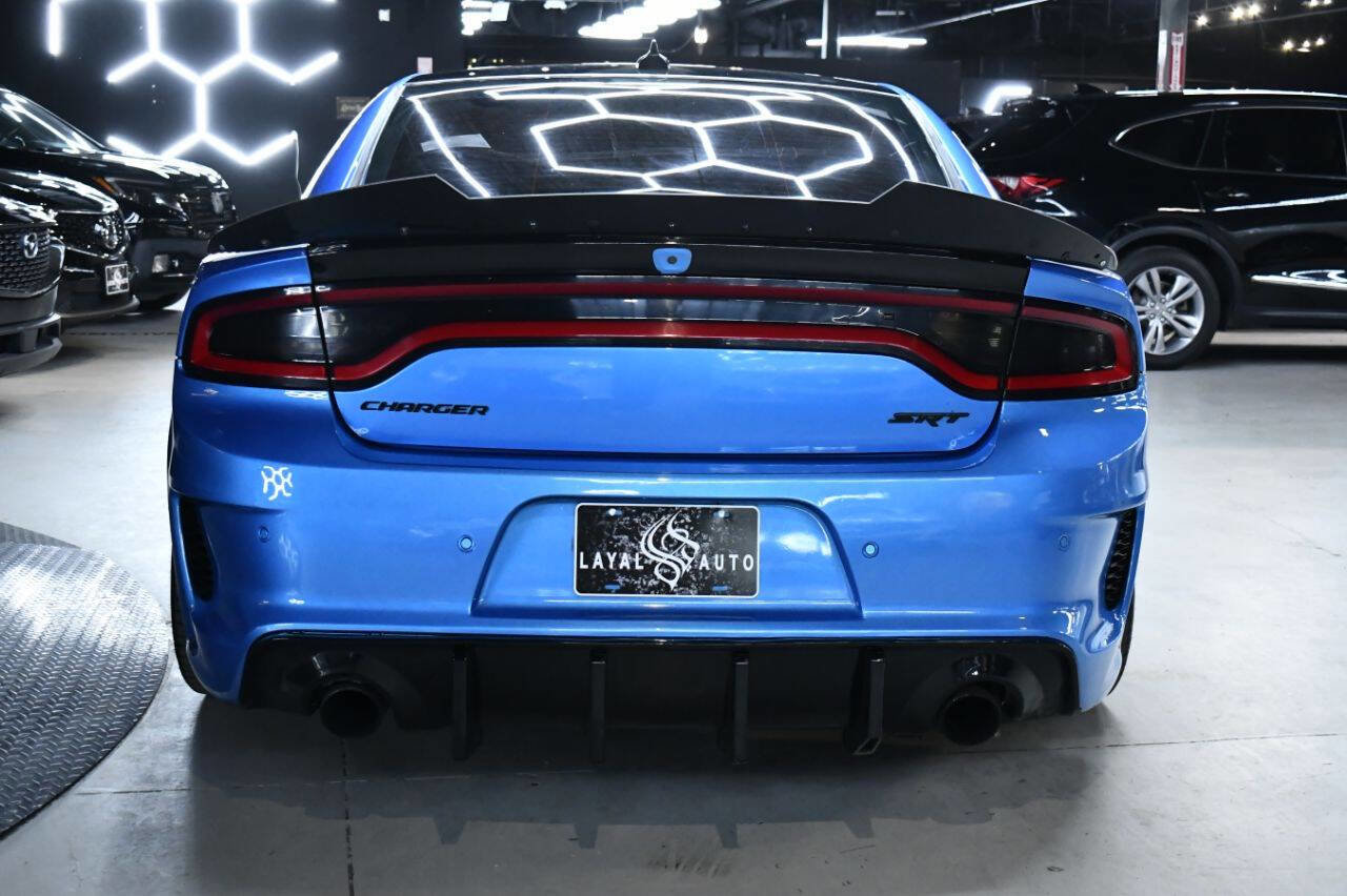 Used 2018 Dodge Charger R/T Scat Pack RWD image 6