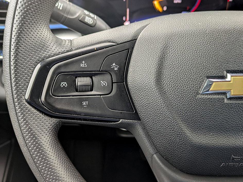 Used 2025 Chevrolet Trax LT image 16