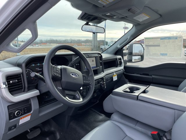 New 2026 Ford F250 XL w/ XL Chrome Package AWD/4WD image 26