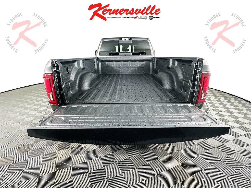 New 2026 RAM 3500 Limited w/ Towing Technology Group image 16