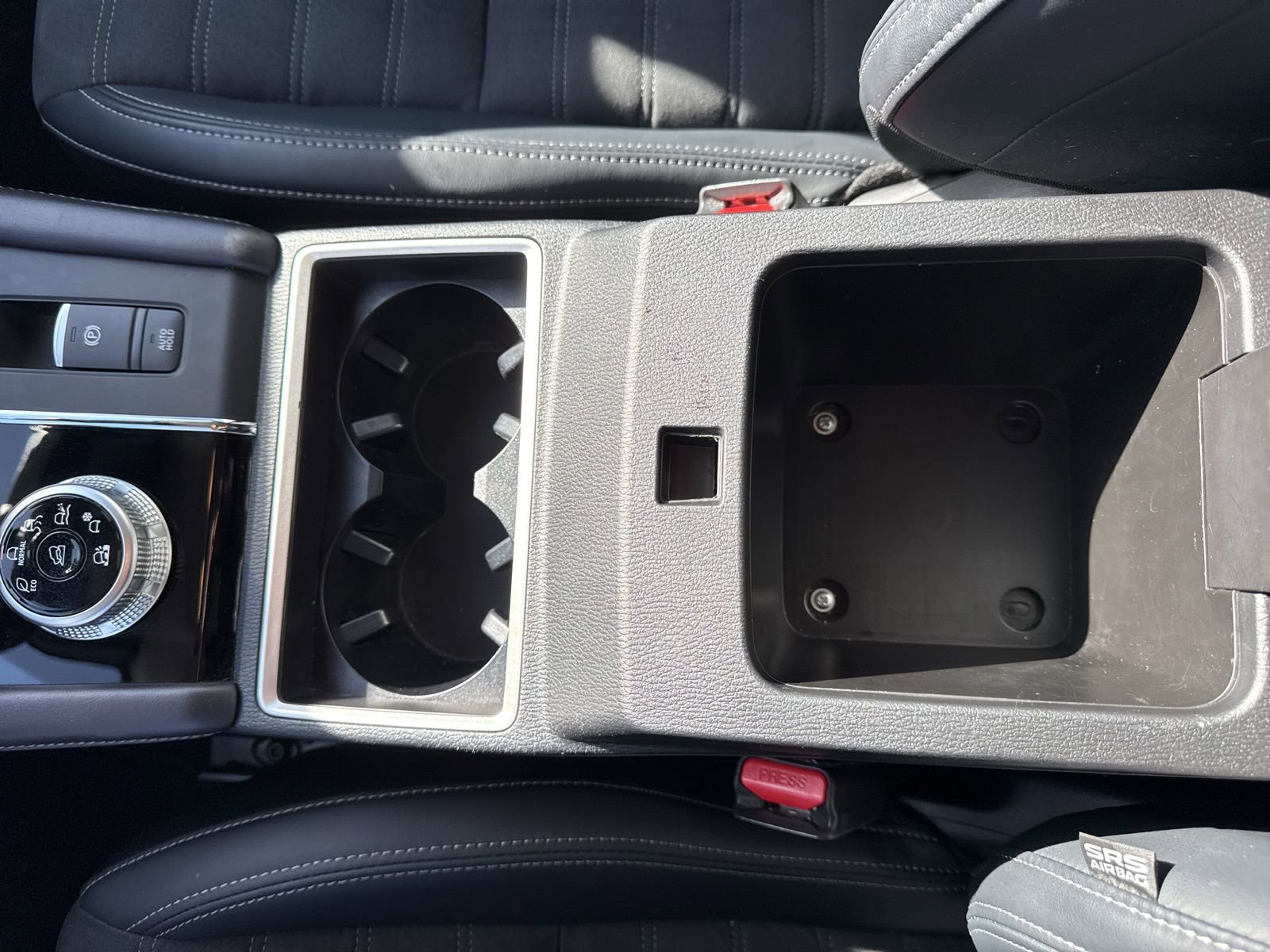 Used 2024 Mitsubishi Outlander SE Black Edition image 28