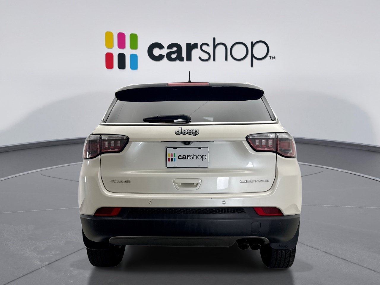 Used 2018 Jeep Compass Limited w/ Navigation Group AWD/4WD image 4