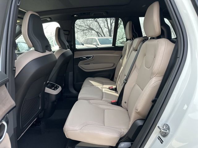 New 2026 Volvo XC90 B6 Ultra image 11