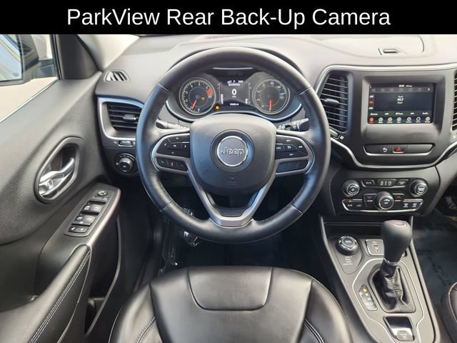 Used 2019 Jeep Cherokee Latitude Plus w/ Cold Weather Group AWD/4WD image 21