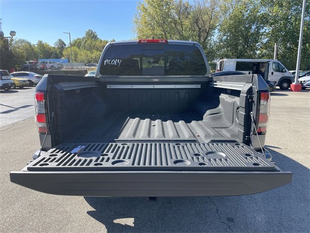 New 2026 Nissan Frontier PRO-4X w/ Pro-4x Convenience Package image 15