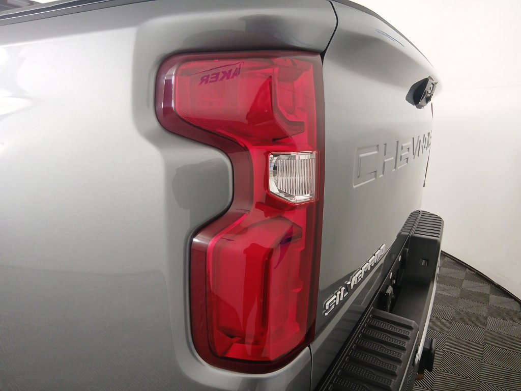 Certified 2024 Chevrolet Silverado 2500 LTZ w/ LTZ Plus Package AWD/4WD image 32