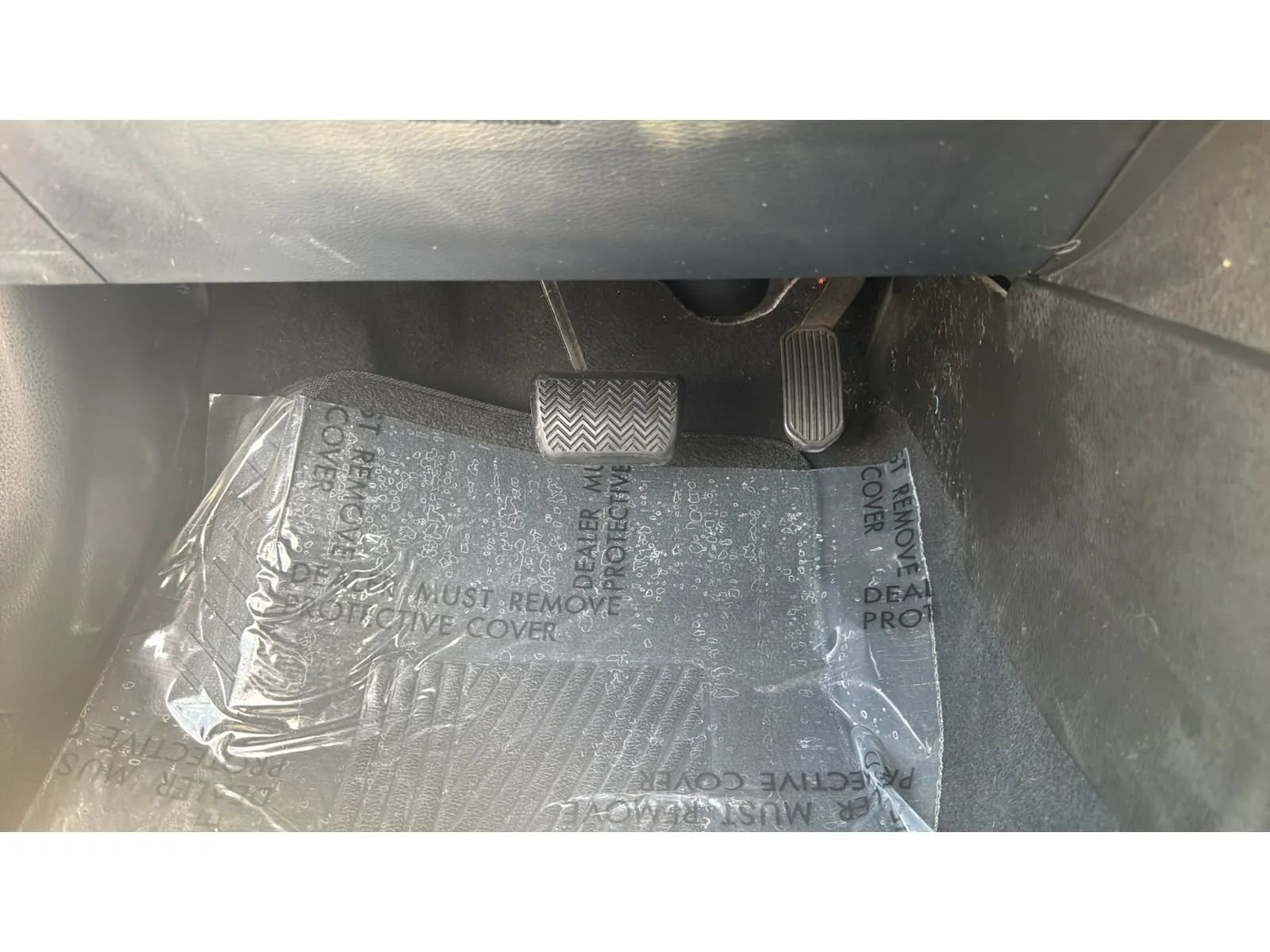 Used 2019 Toyota Corolla LE FWD image 40