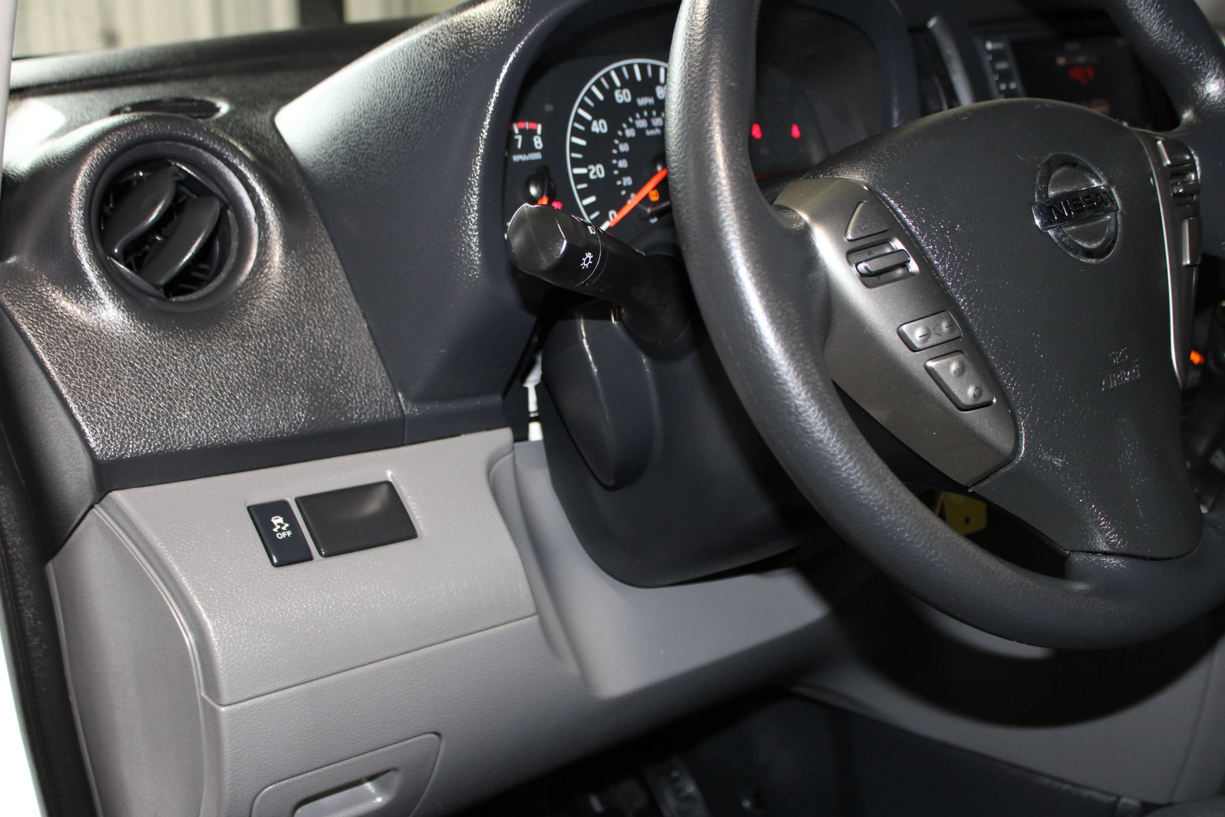 Used 2021 Nissan NV200 S FWD image 13