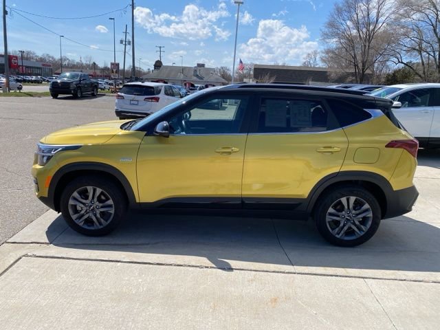 Used 2023 Kia Seltos S AWD/4WD image 7