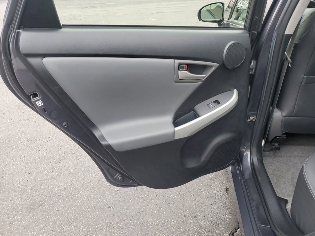 Used 2015 Toyota Prius Four image 20