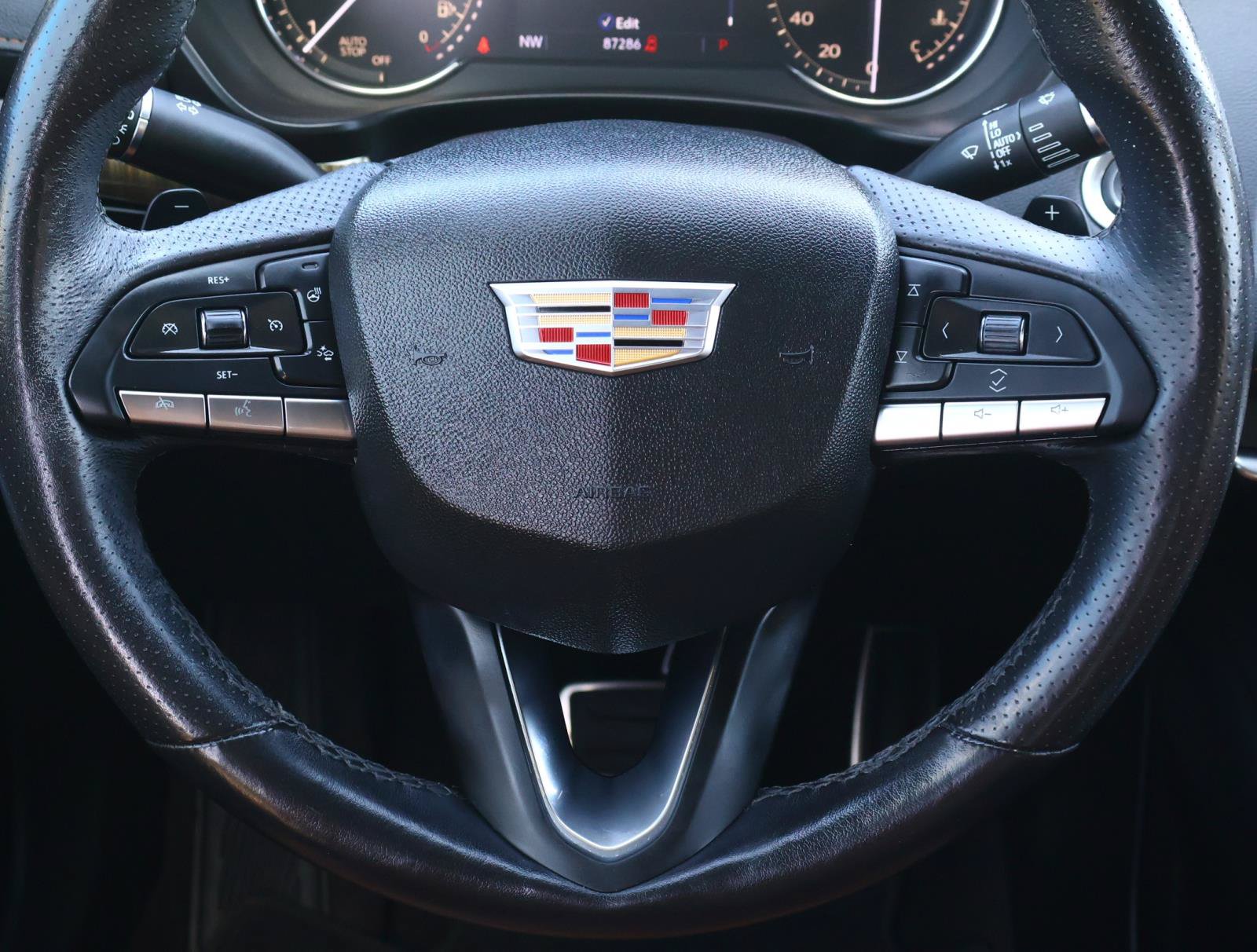 Used 2023 Cadillac XT4 Sport FWD image 14