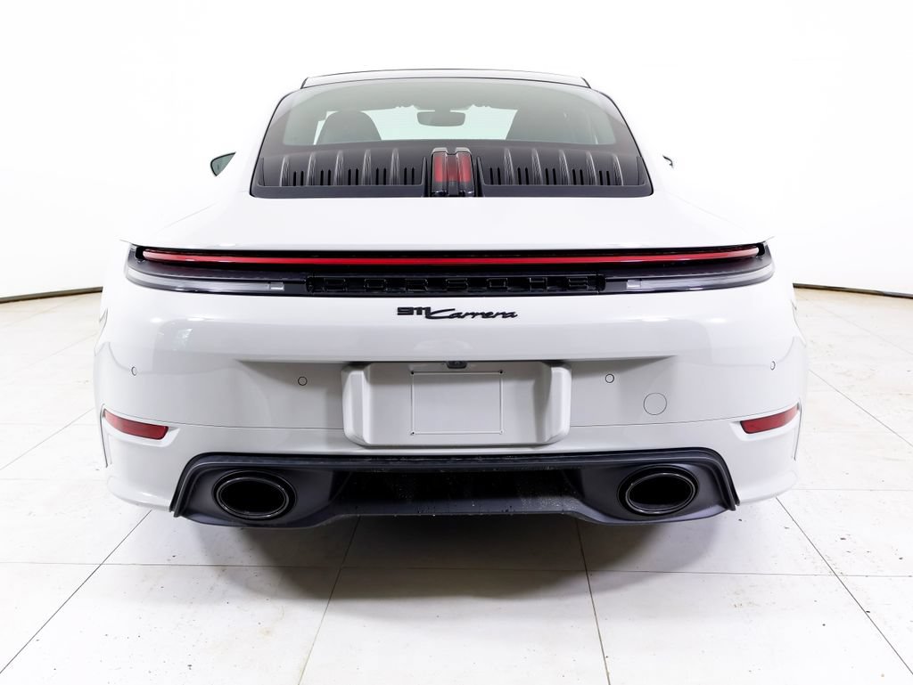 Certified 2026 Porsche 911 Carrera RWD image 32