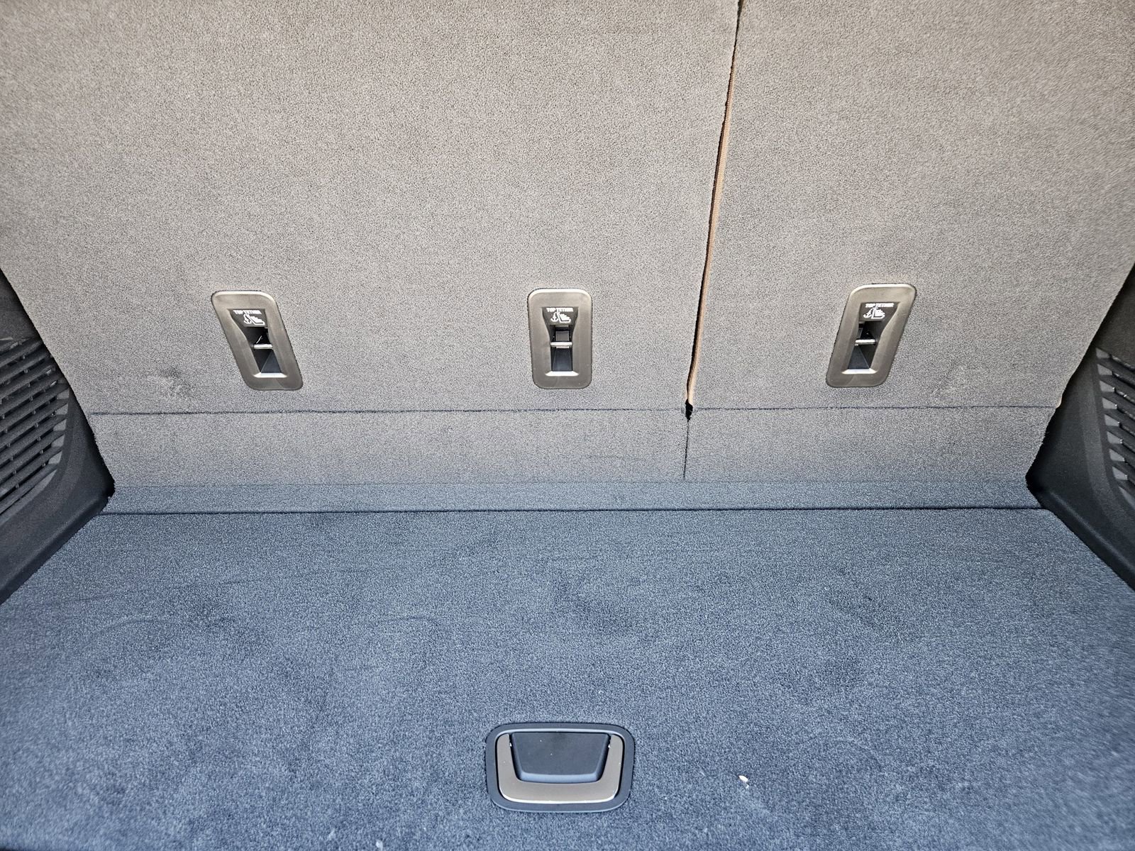 New 2026 Chevrolet Tahoe High Country image 32