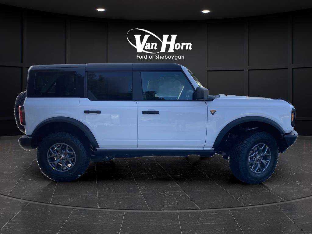 New 2025 Ford Bronco Badlands AWD/4WD image 2