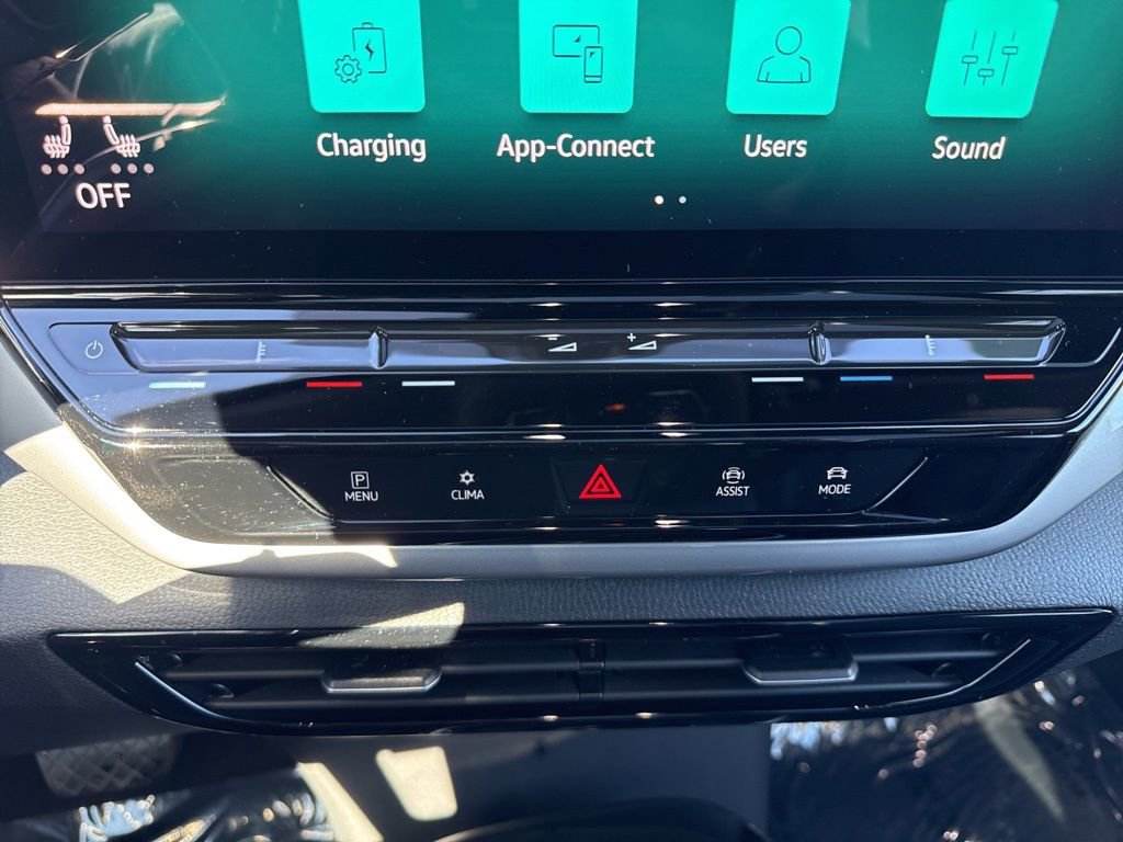 Certified 2023 Volkswagen ID.4 Pro S Plus image 19