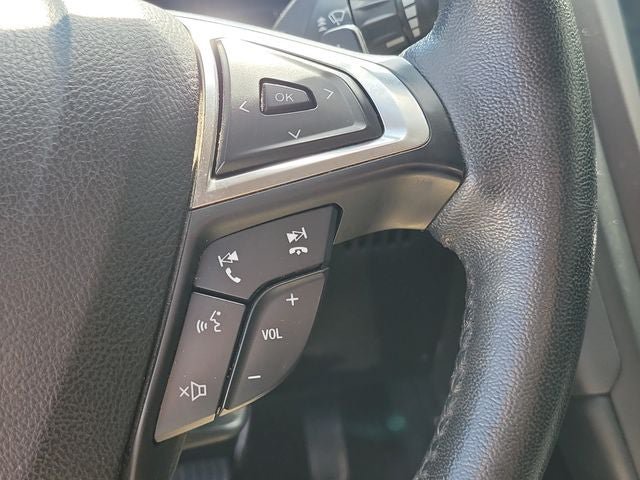 Used 2020 Ford Fusion Titanium FWD image 16