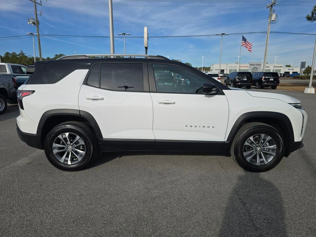 Used 2026 Chevrolet Equinox LT w/ Convenience Package II image 6