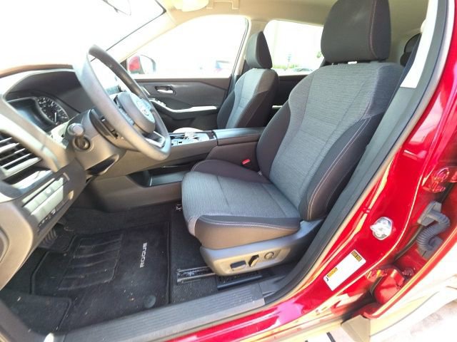 Used 2023 Nissan Rogue SV FWD image 13