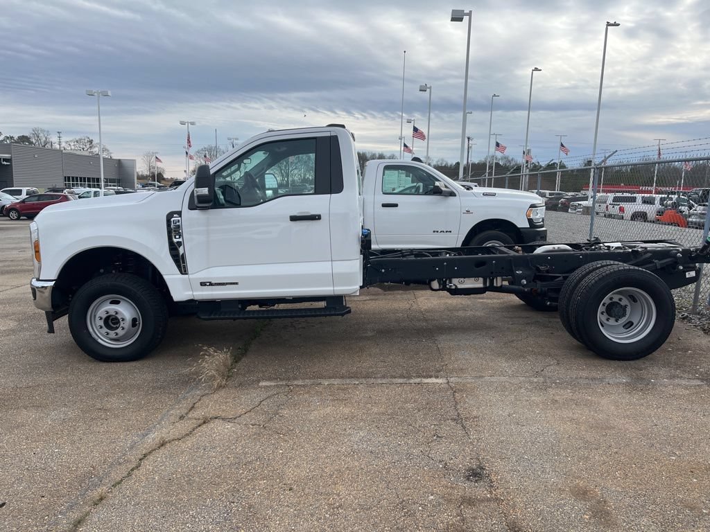New 2024 Ford F350 XL w/ XL Chrome Package AWD/4WD image 2