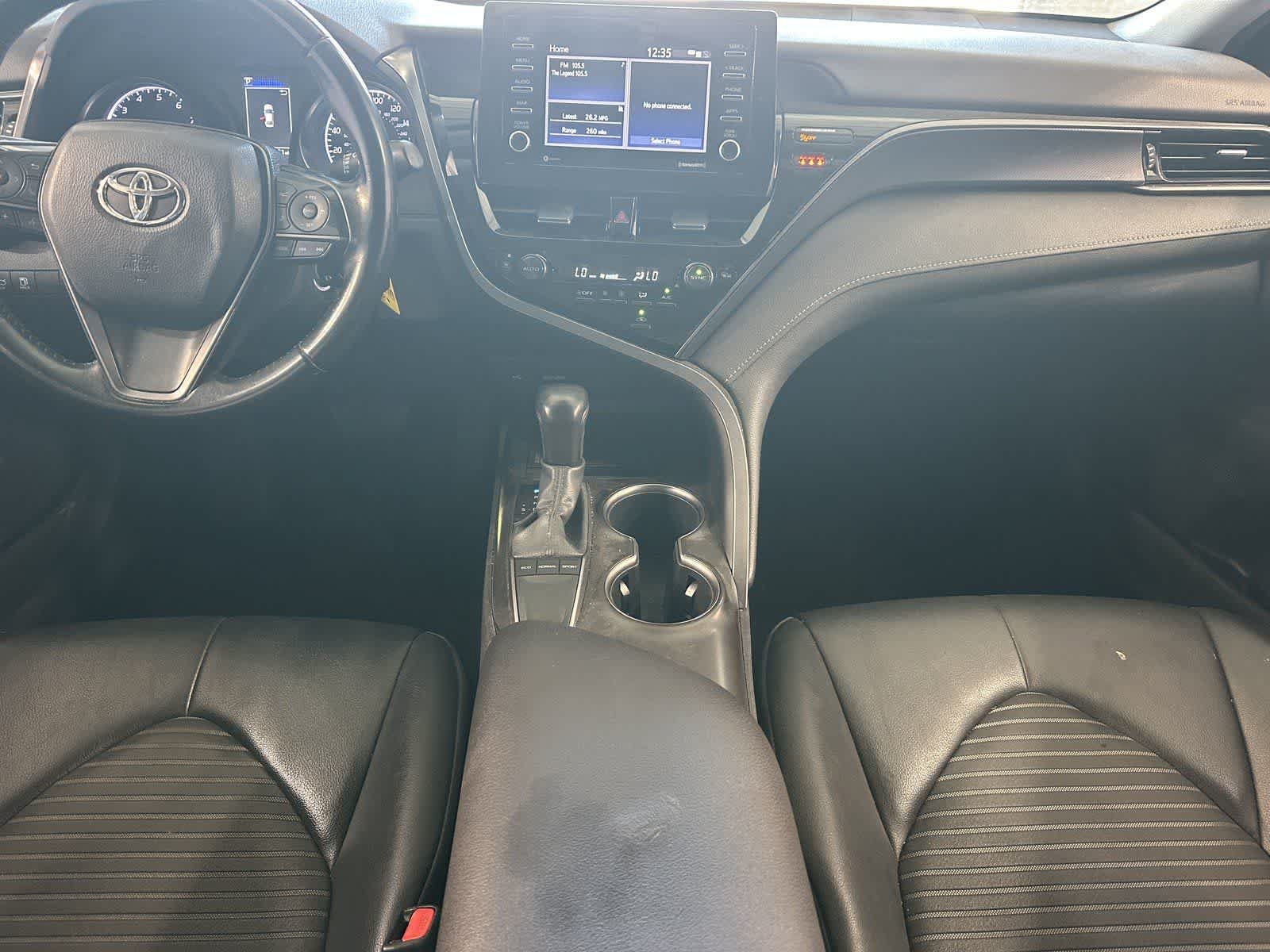 Used 2023 Toyota Camry SE FWD video 4