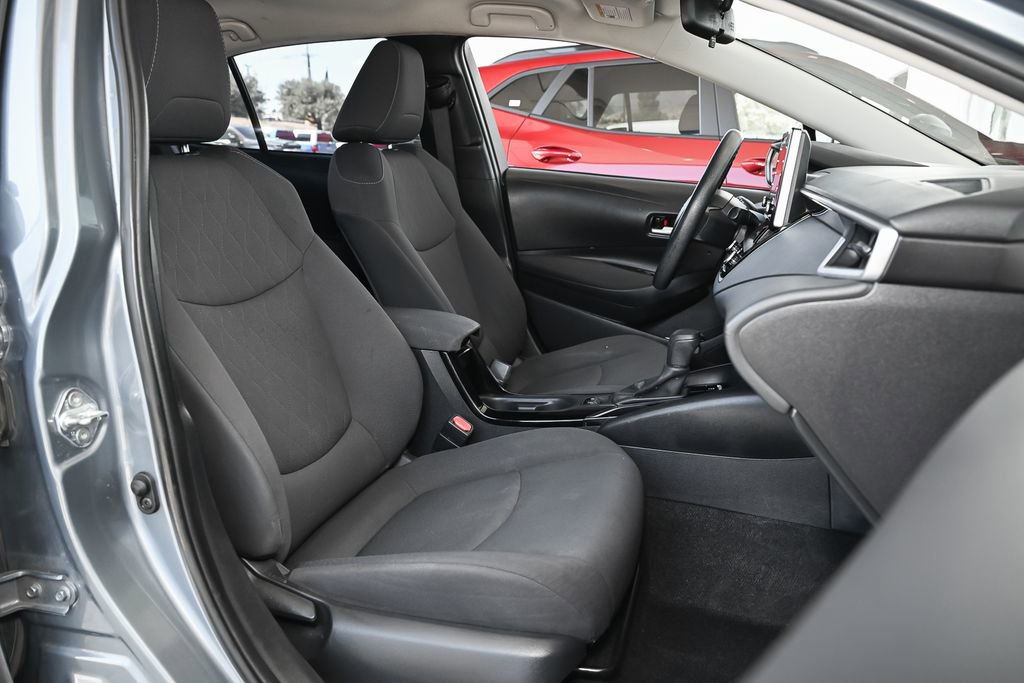 Used 2020 Toyota Corolla LE w/ Carpet Mat Package (TMS) FWD image 36