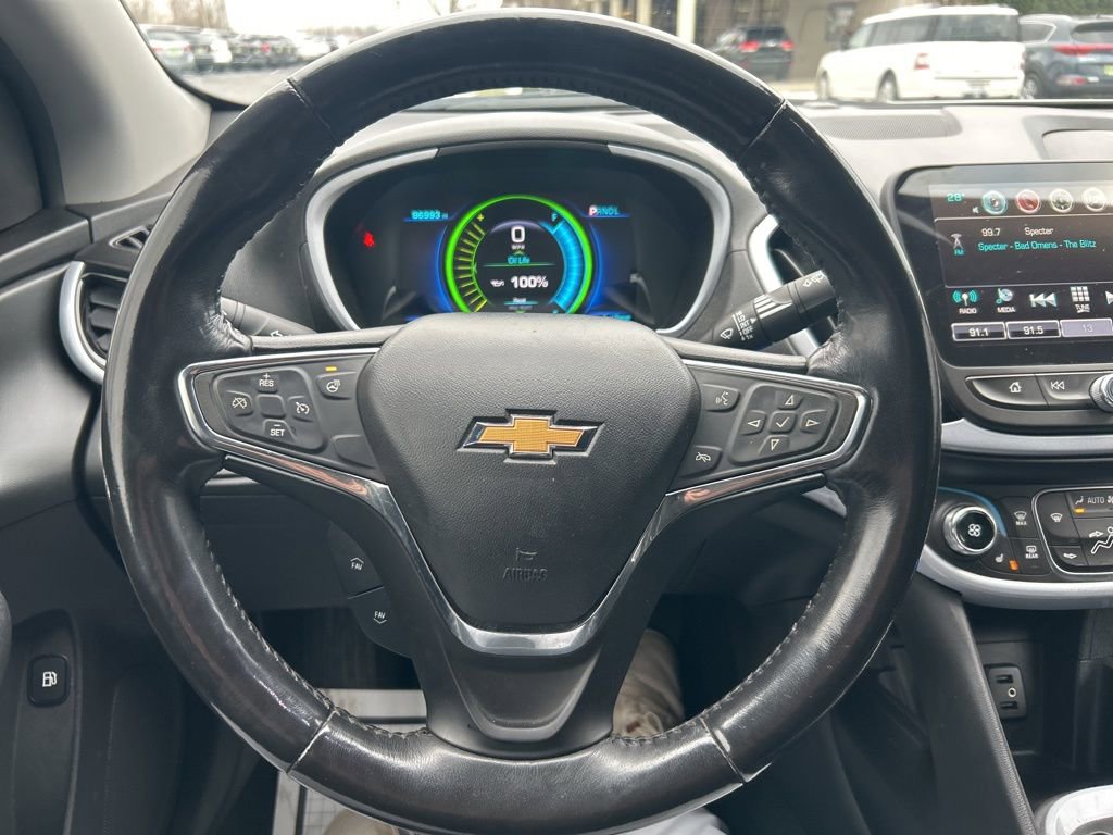 Used 2018 Chevrolet Volt LT w/ Comfort Package image 15