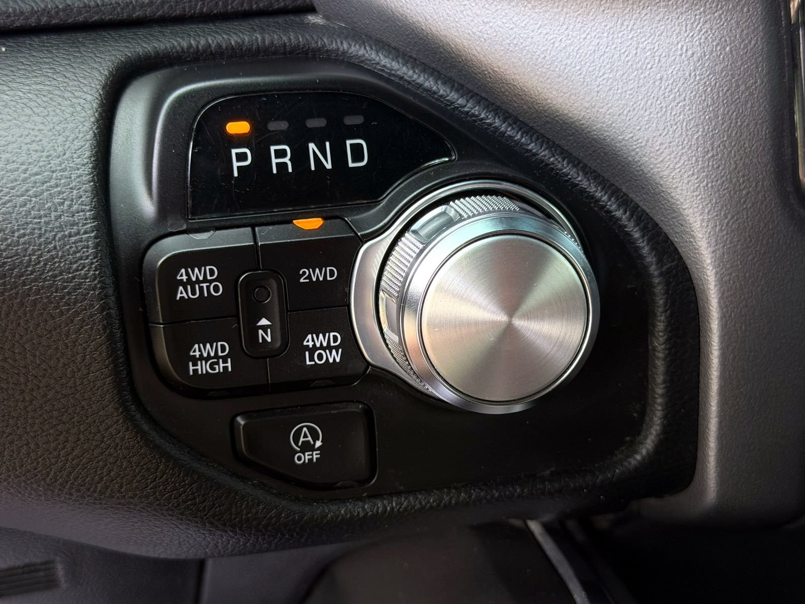 Used 2022 RAM 1500 Laramie w/ Sport Appearance Package AWD/4WD image 19