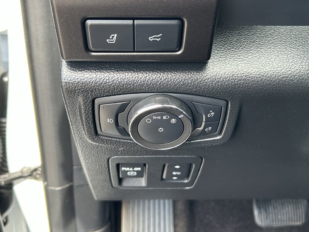 Used 2020 Ford Expedition Max Limited RWD image 25