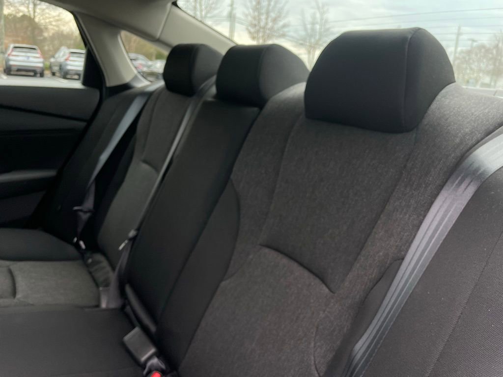 Certified 2025 Honda Accord LX image 39