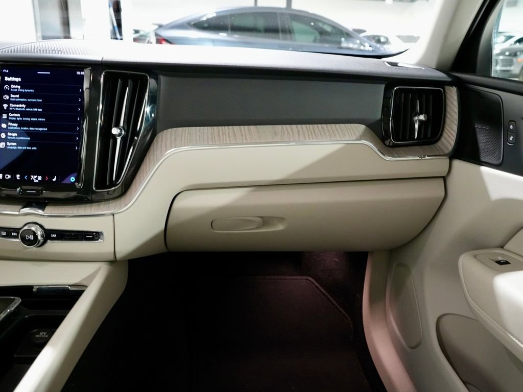 Used 2023 Volvo XC60 B5 Plus w/ Climate Package image 24