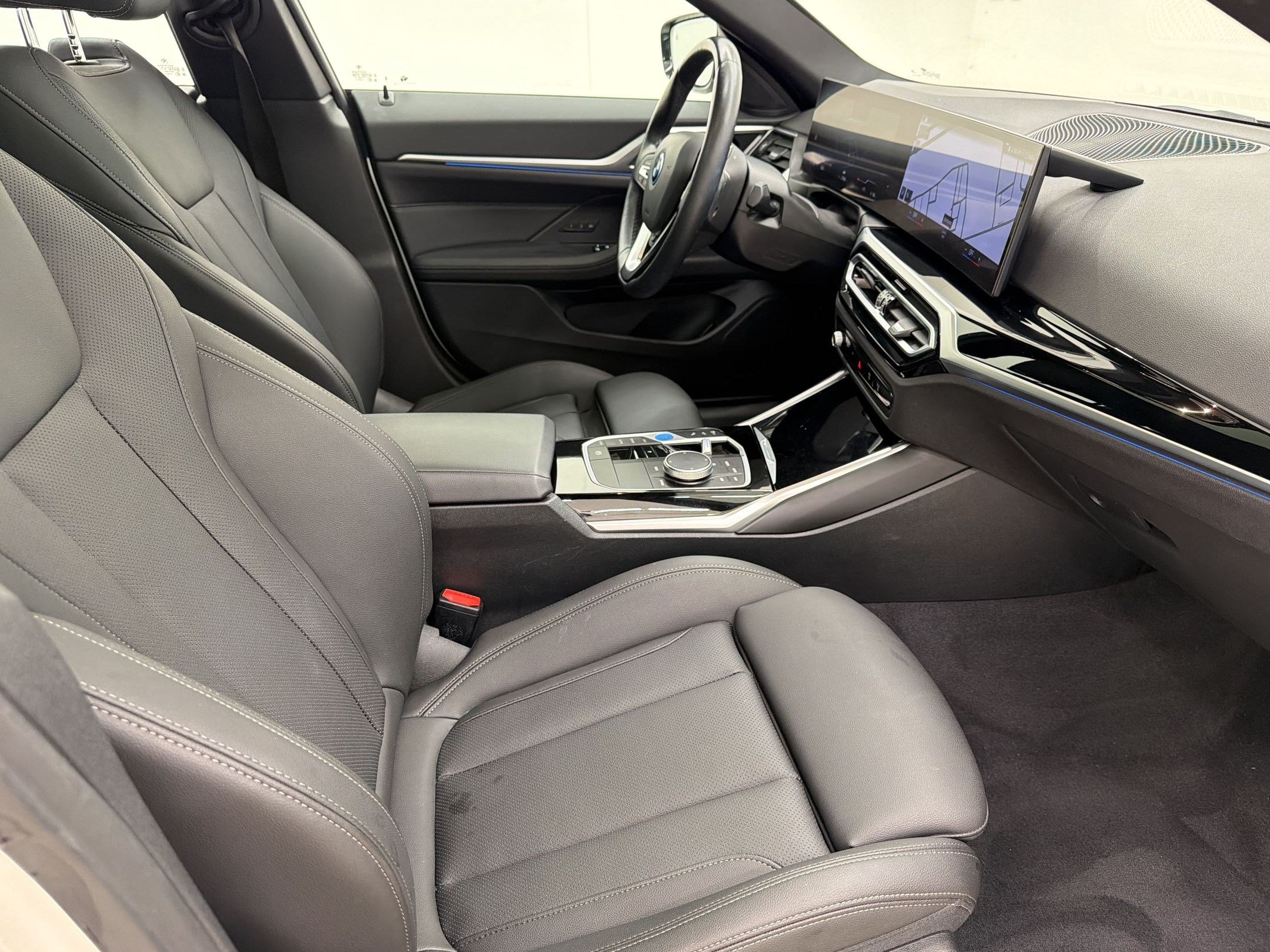 Used 2023 BMW i4 eDrive35 w/ Premium Package RWD image 24
