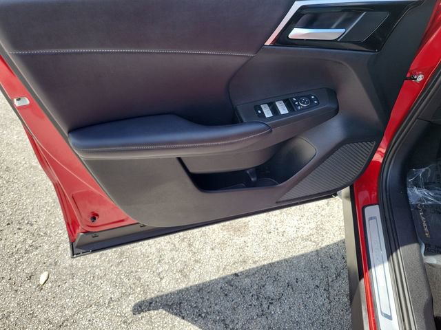Used 2024 Mitsubishi Outlander SE FWD image 23