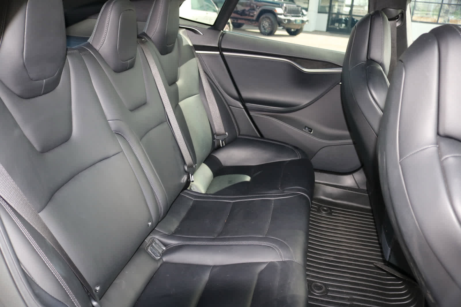 Used 2020 Tesla Model S Long Range Plus AWD/4WD image 26