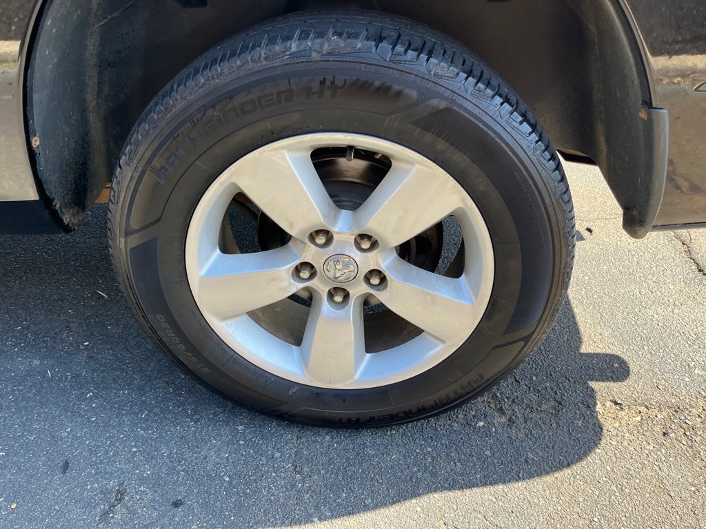 Used 2015 RAM 1500 Express image 15