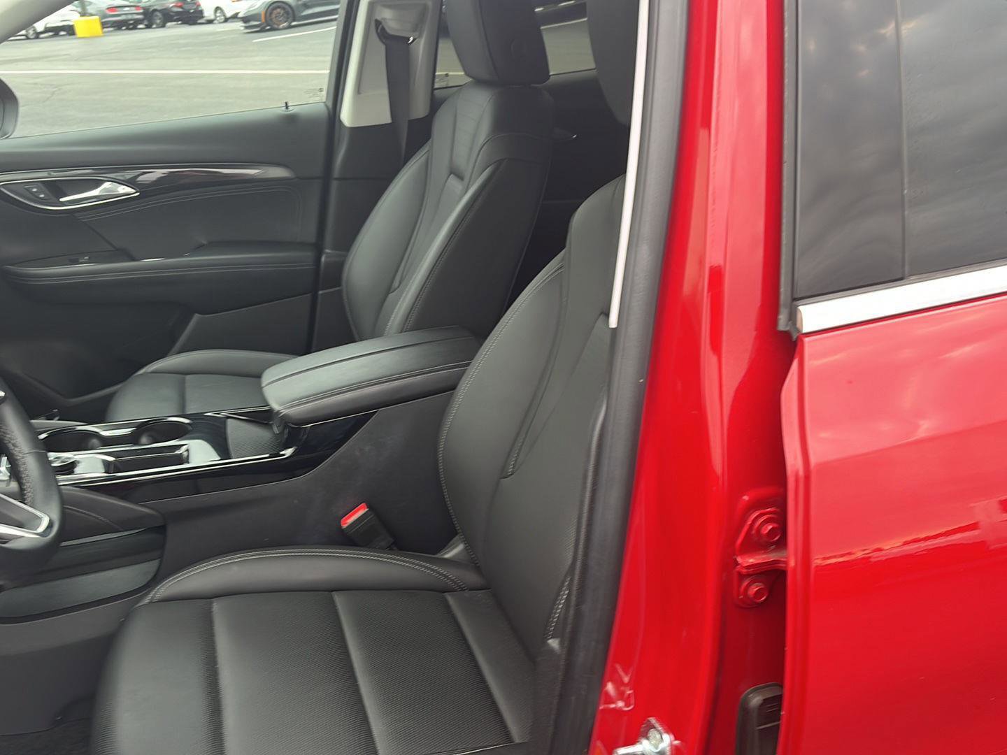 Used 2025 Buick Envision Preferred image 19