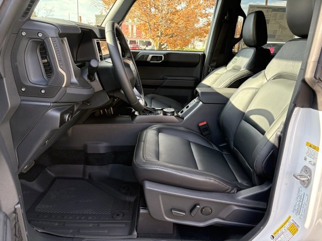 New 2025 Ford Bronco Badlands image 15