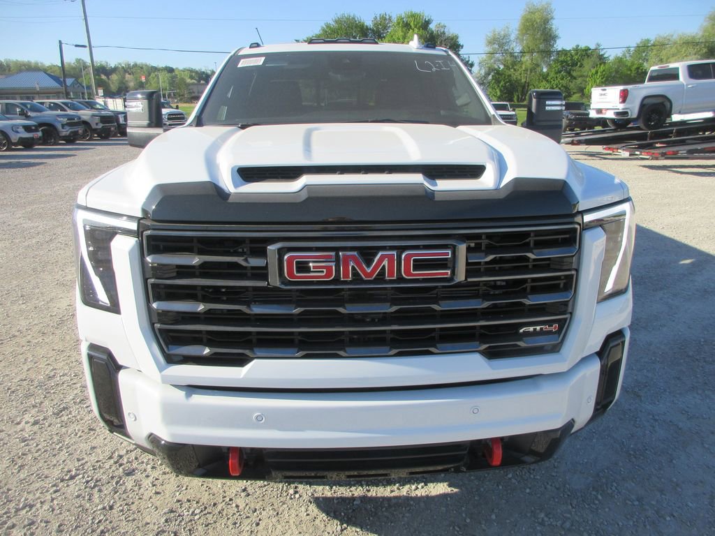 New 2026 GMC Sierra 3500 AT4 w/ AT4 Premium Plus Package AWD/4WD image 11
