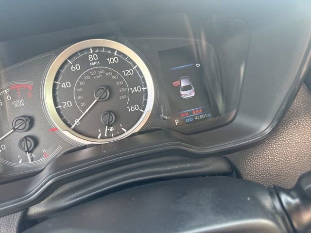 Used 2022 Toyota Corolla LE image 11