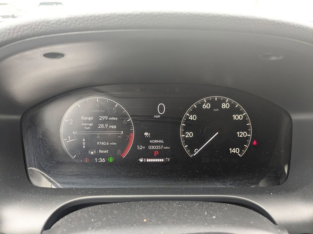 Used 2025 Honda HR-V LX image 13