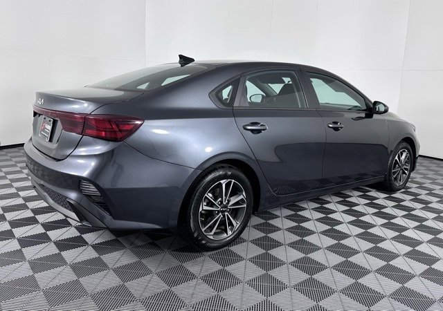 Used 2024 Kia Forte LXS image 8