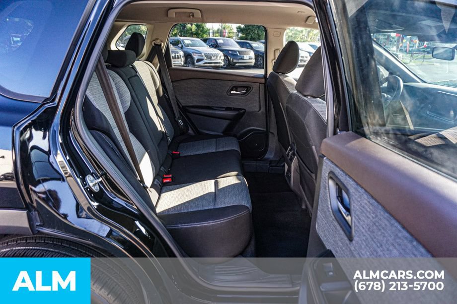 Used 2023 Nissan Rogue SV FWD image 21