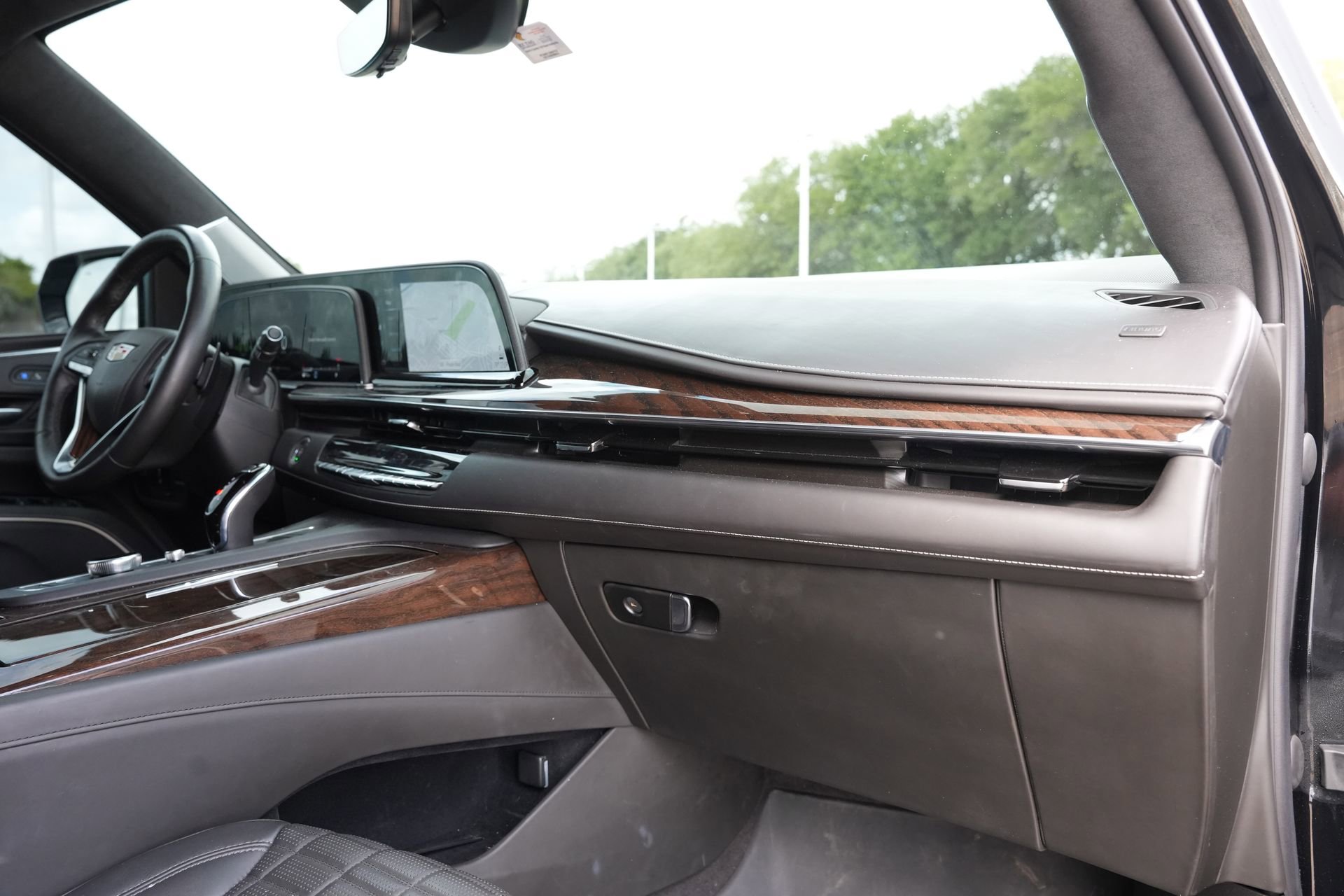 Used 2022 Cadillac Escalade Sport Platinum image 26