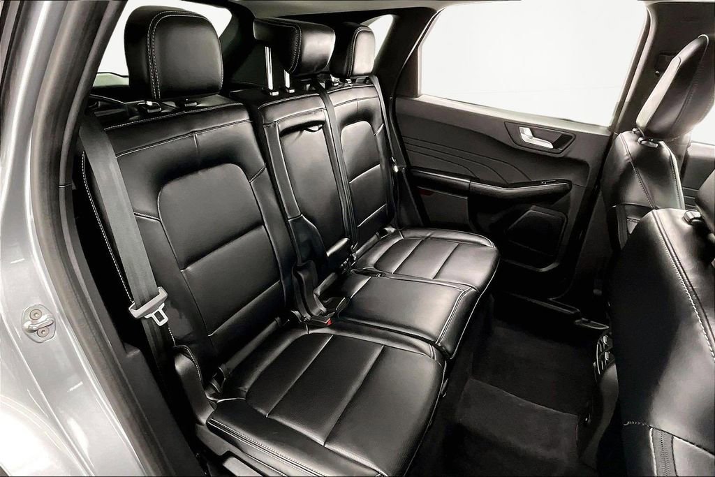 Used 2023 Ford Escape Platinum image 27
