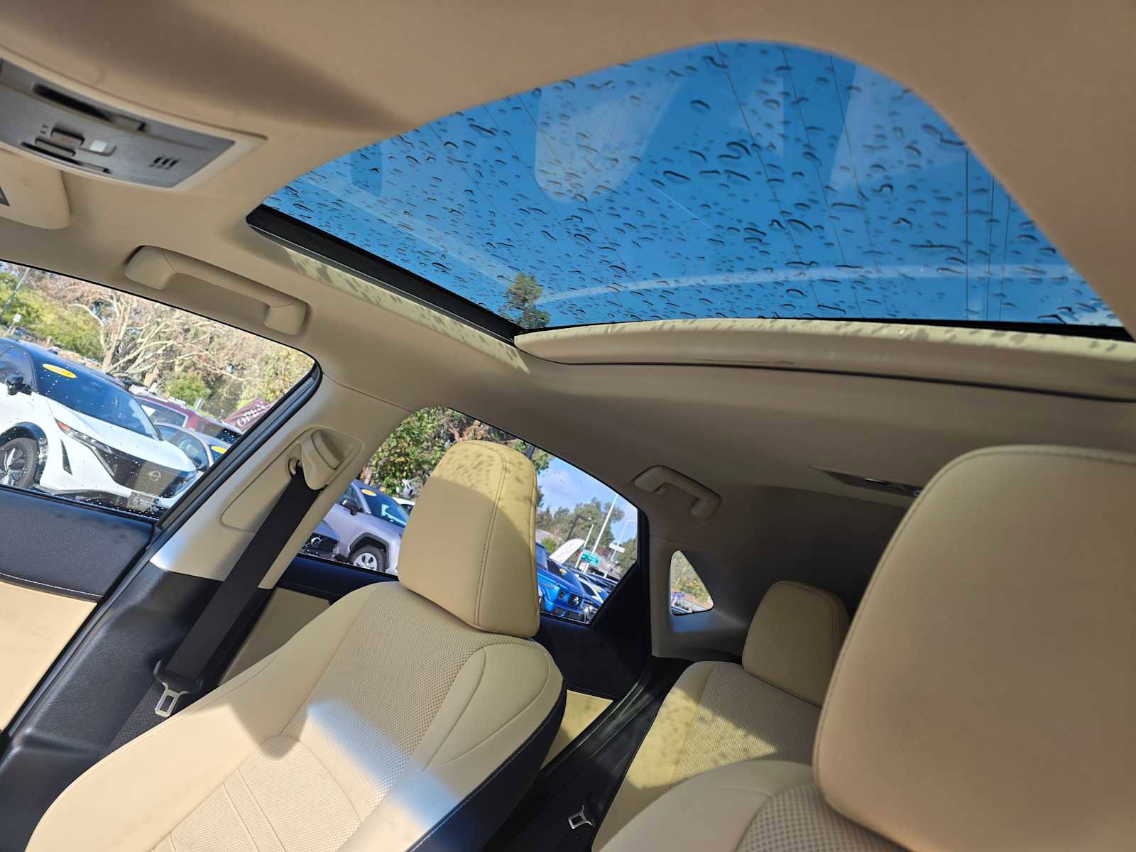 Used 2019 Lexus NX 300h AWD image 26