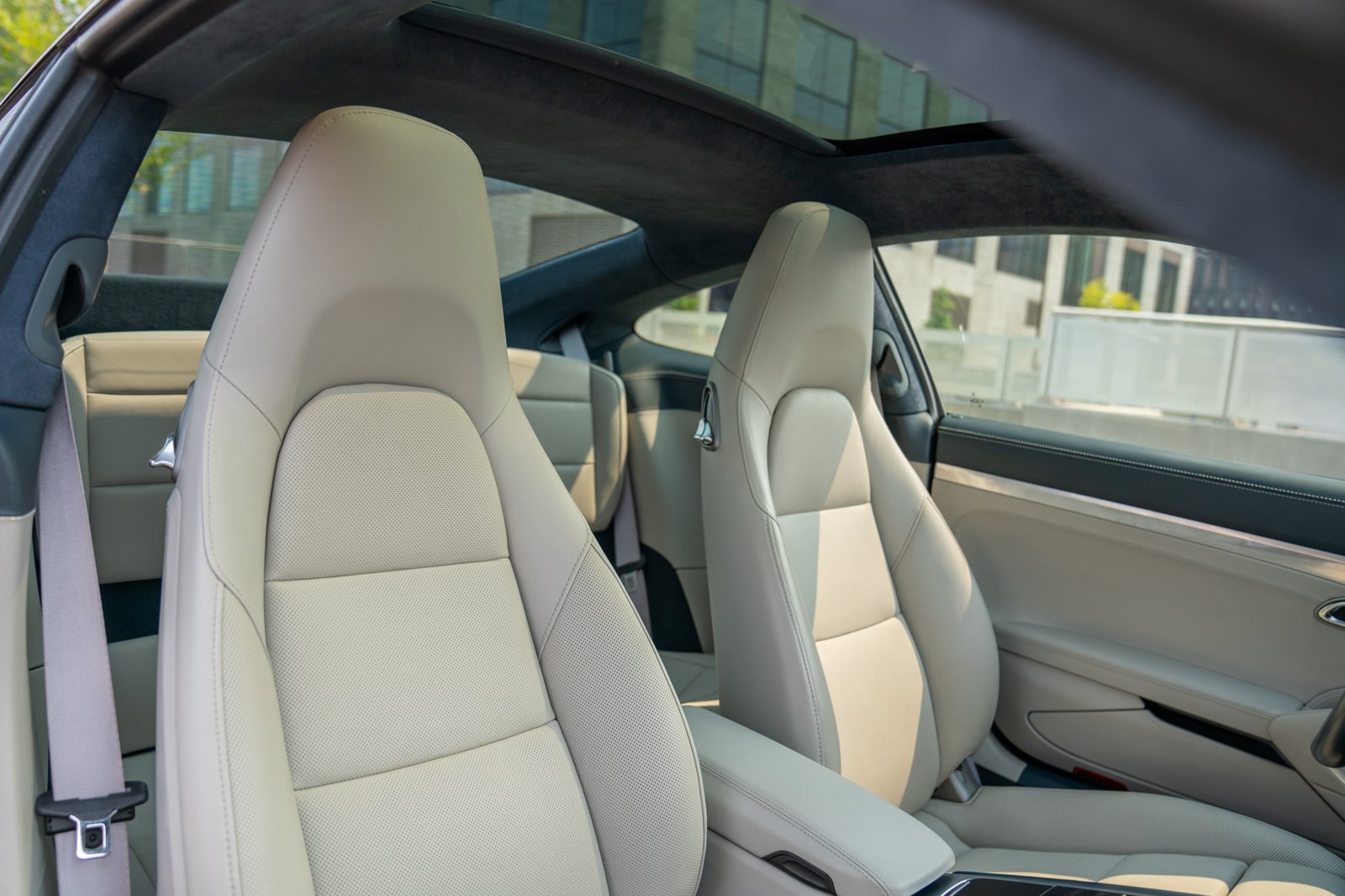 Certified 2017 Porsche 911 Carrera RWD image 23