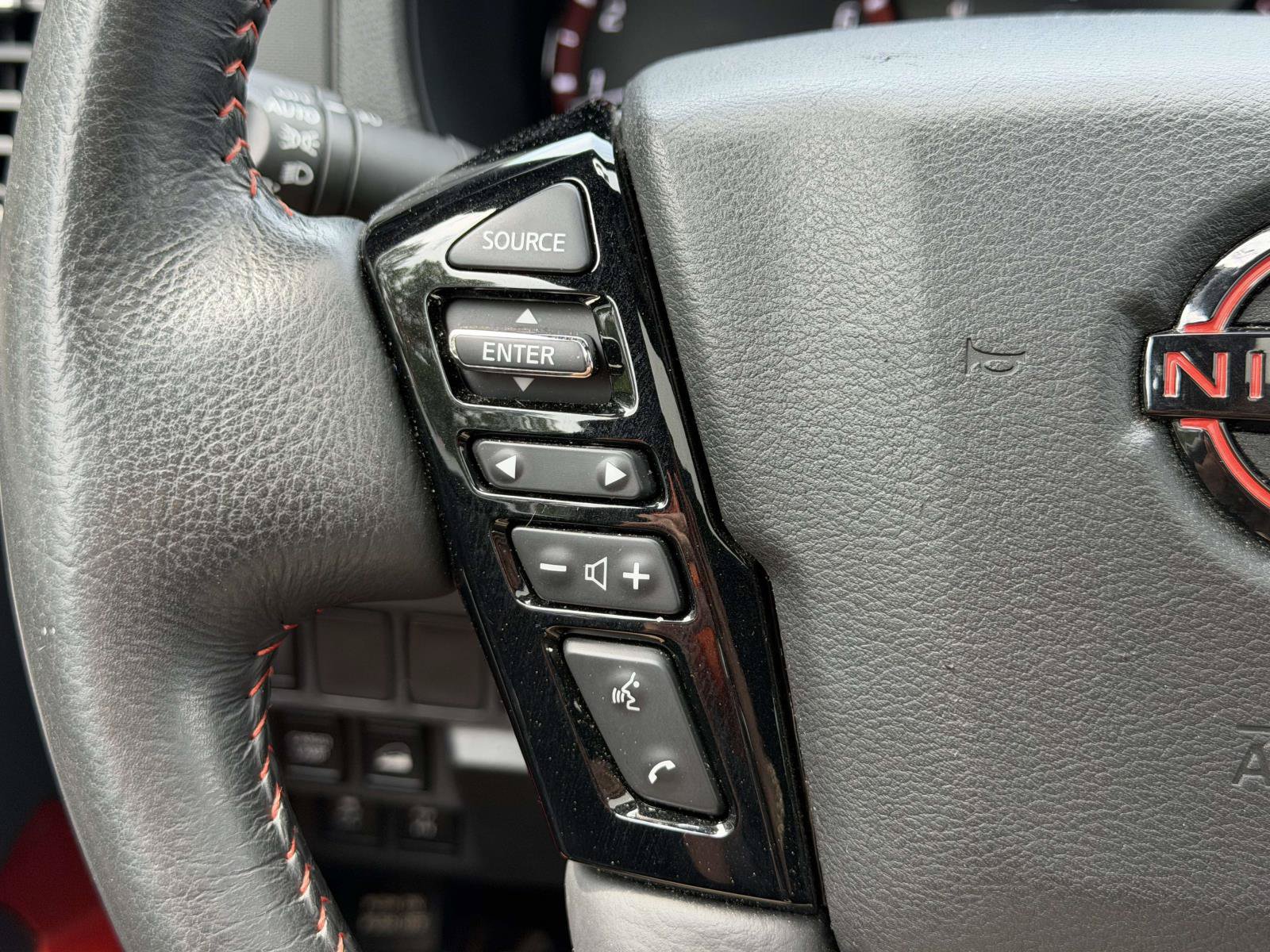 Used 2023 Nissan Frontier PRO-4X w/ Pro-4X Premium Package AWD/4WD image 22