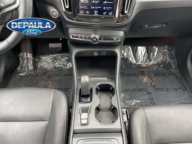 Used 2021 Volvo XC40 T5 Momentum AWD/4WD image 14