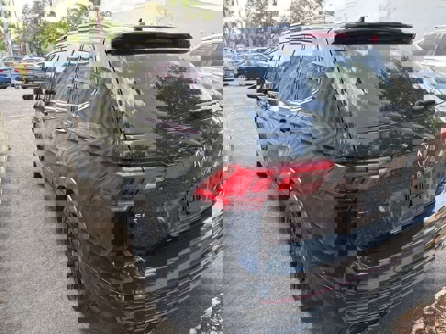 Certified 2023 Volkswagen Tiguan SE R-Line image 7