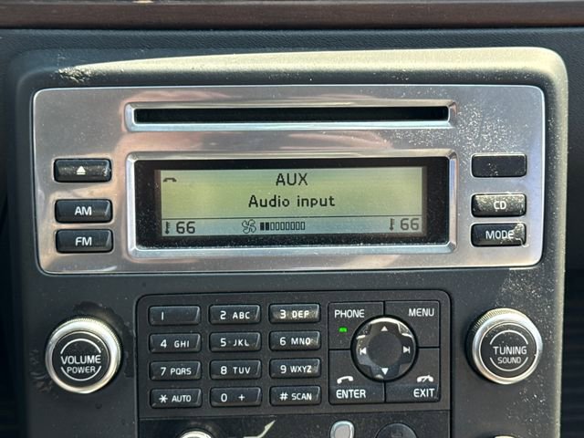 Used 2010 Volvo XC70 3.2 image 24