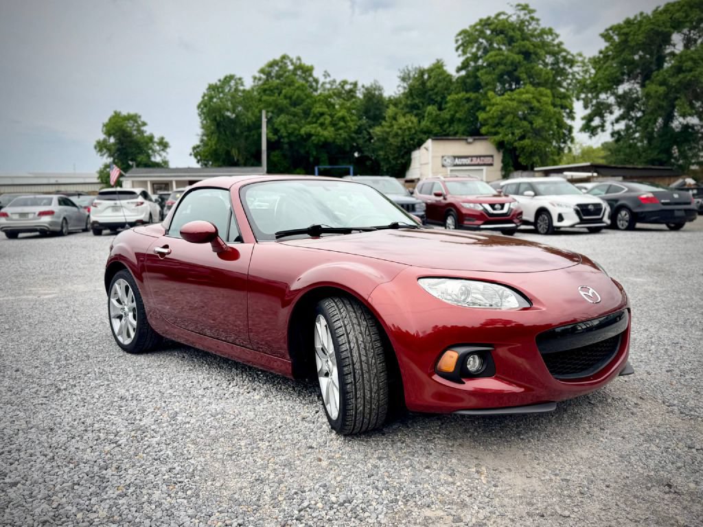 Used 2013 MAZDA MX-5 Miata Grand Touring RWD image 5